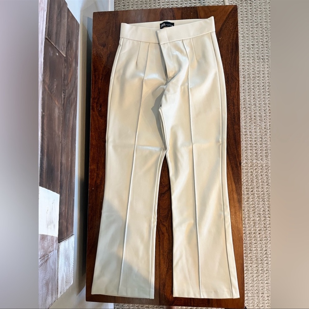 Gorgeous and soft Zara cream cropped Faux leather pants